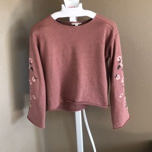 Embroidered Sleeve Rolled hem Sweatshirt